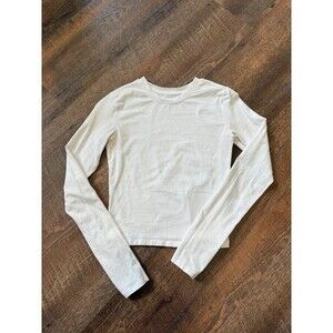 Long sleeve basic tee